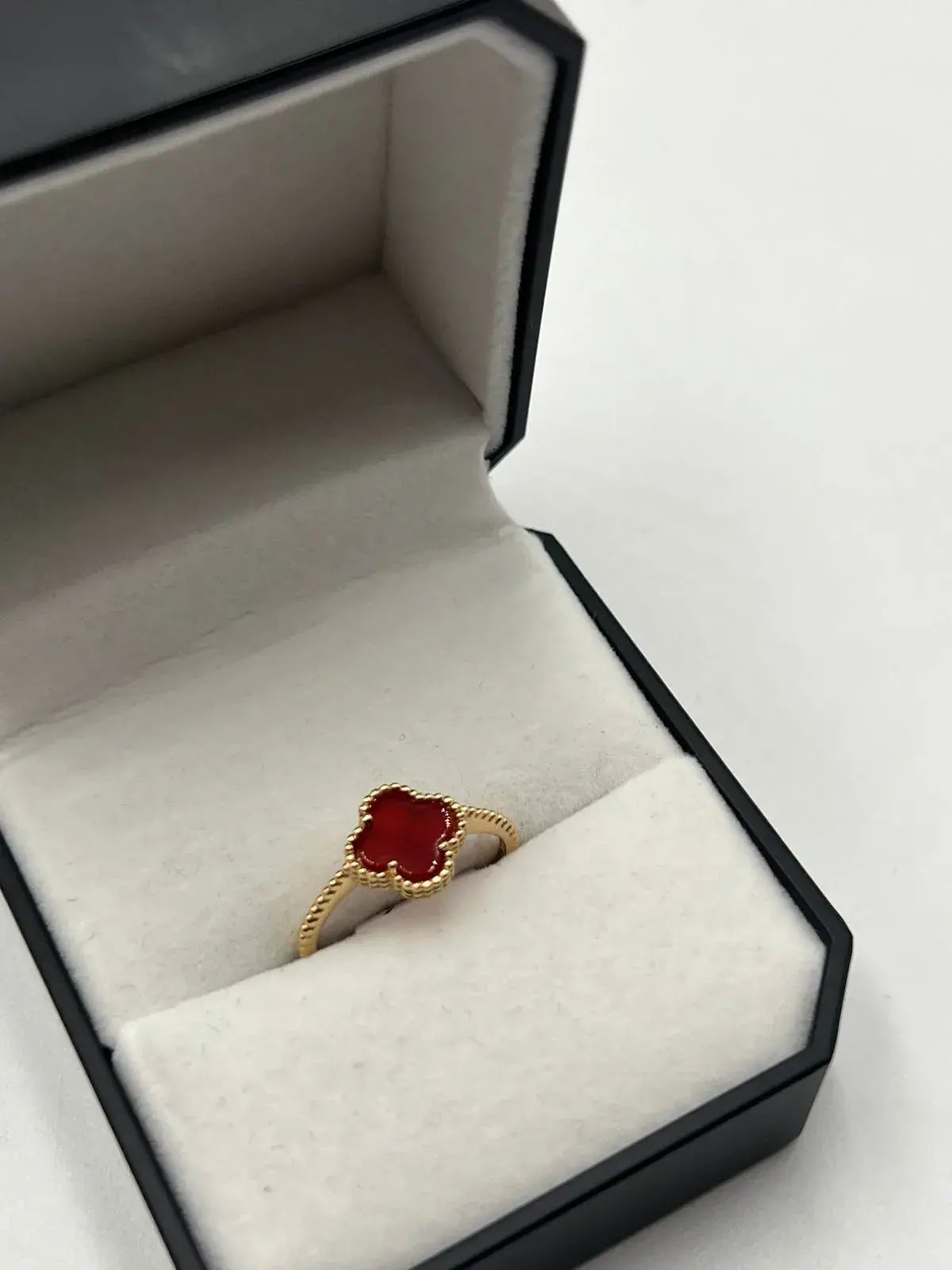 Anillos Dama Trébol Rojo