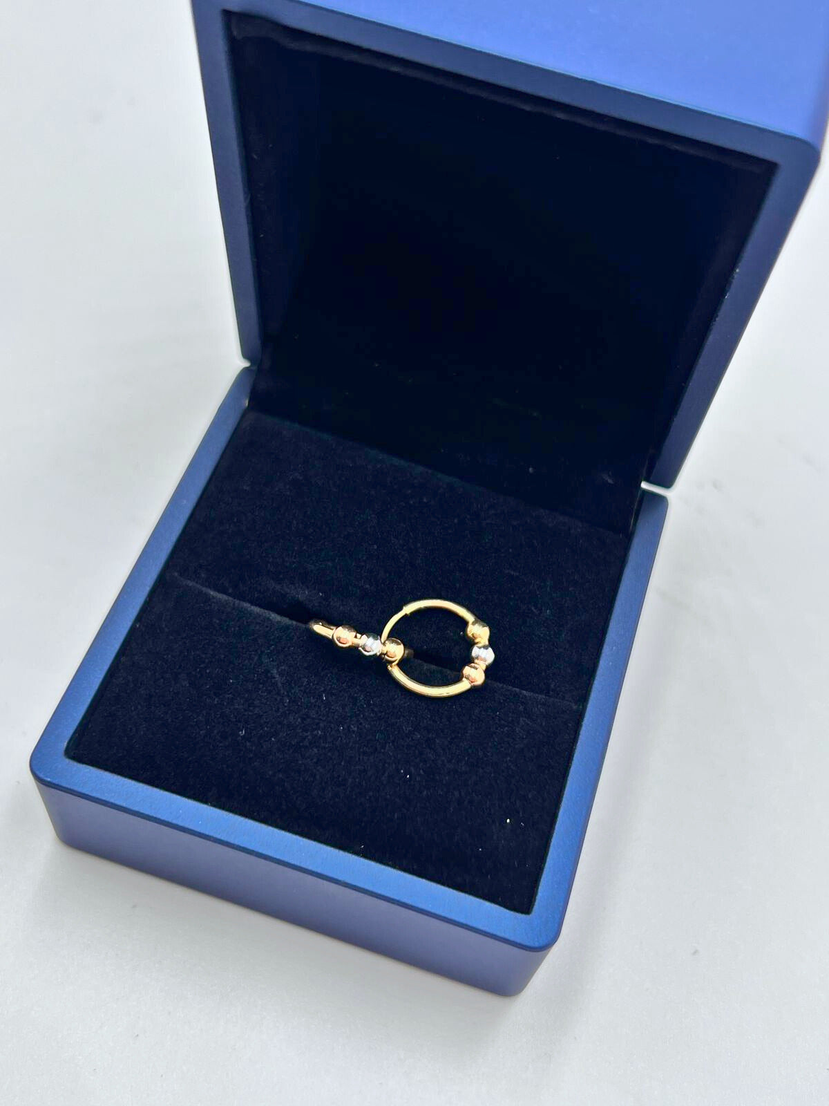 Candongas Imperdible Tres Oros balines Lisos 3mm 1.3 cm 0.97 gr