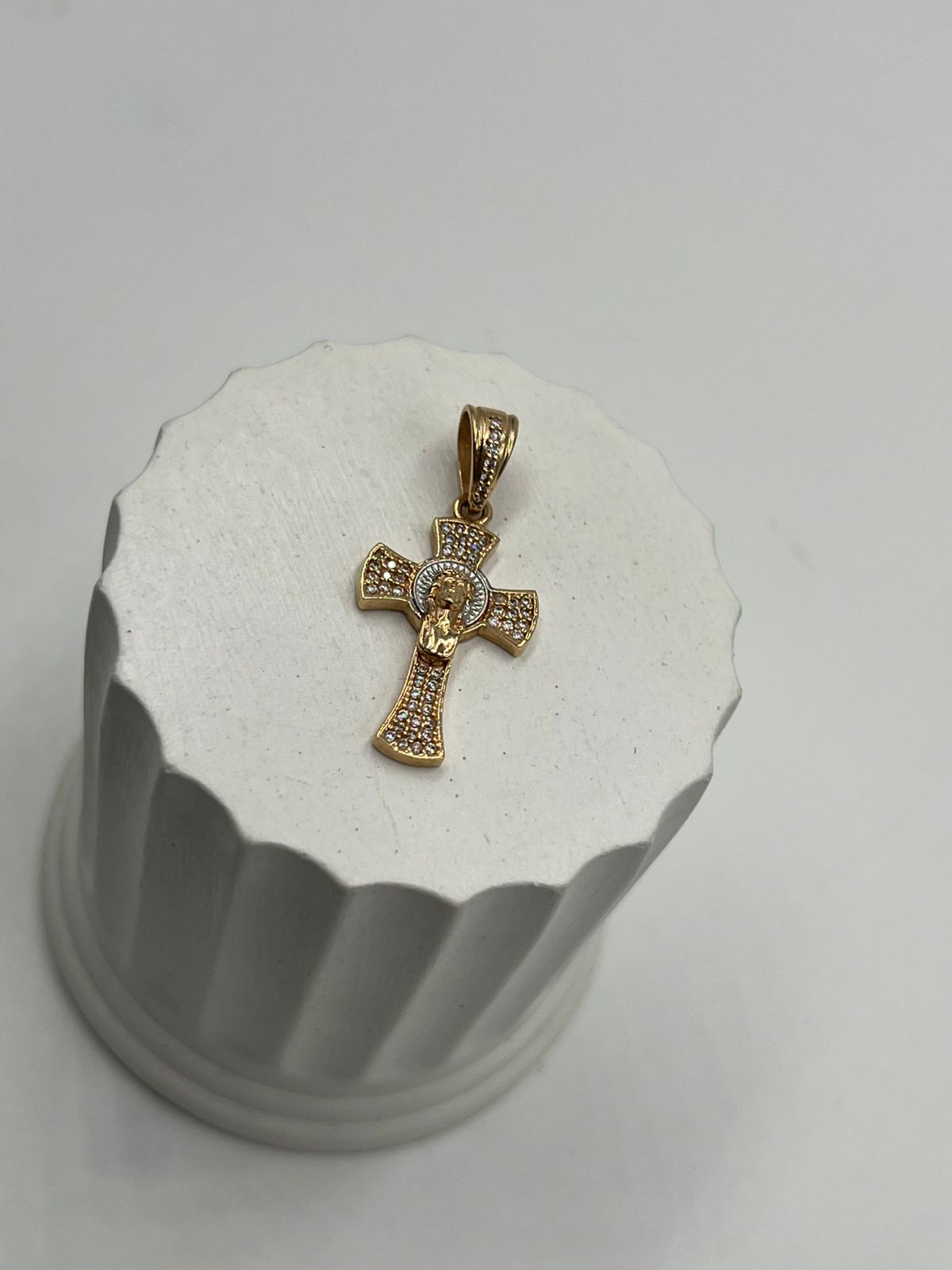 Dije Cruz Rostro Circones