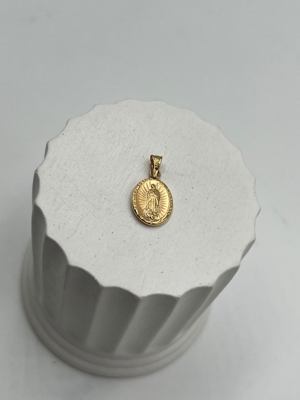 Dije Medalla Virgen Guadalupe