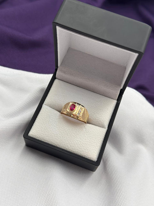 Anillo Tipo Sello Centro Circones Color Rubi Y Blancos
