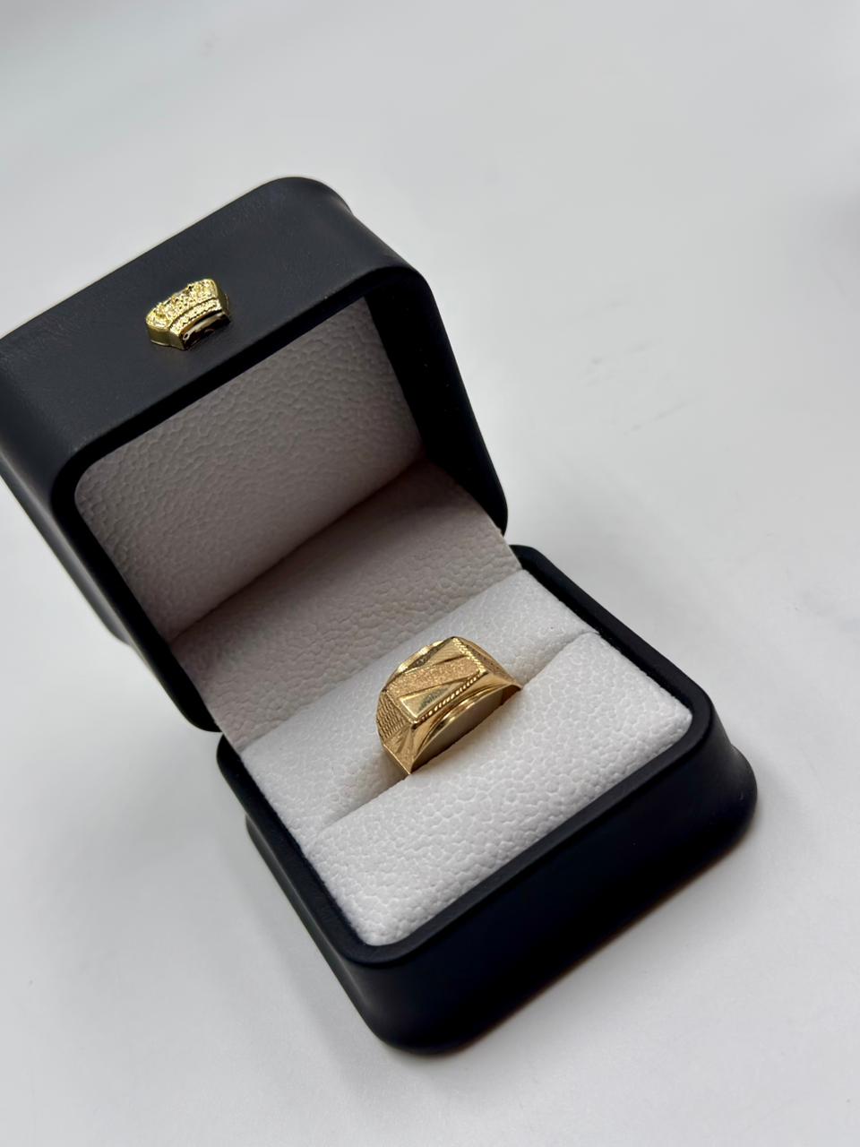 Anillo Tipo Sello Diamantado