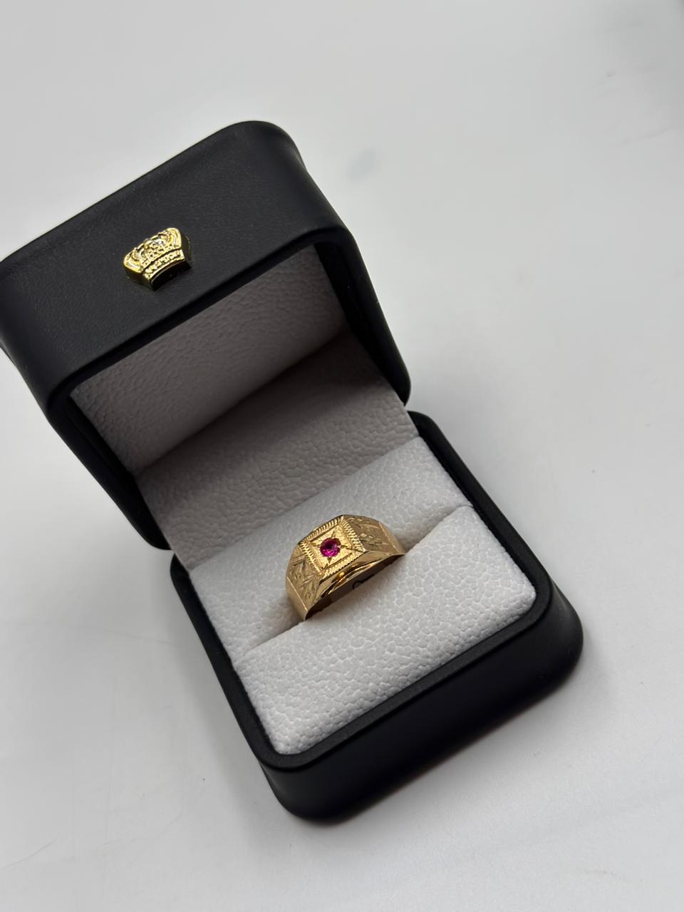 Anillo Tipo Sello Circón Rojo Rubi